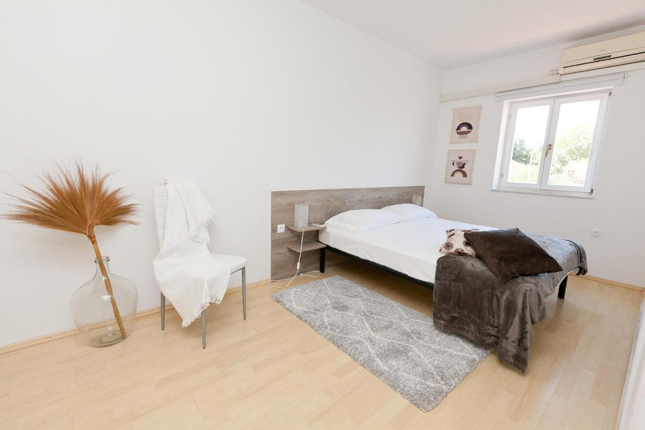 Kuca Za Odmor Toksini Apartment ซาดาร์ ภายนอก รูปภาพ